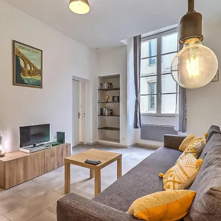 Apartment Welcomenimes - P2 Centre Historique Nîmes